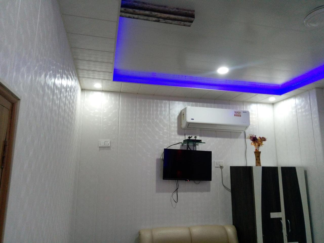 Hotel Sunrise Orai Bagian luar foto